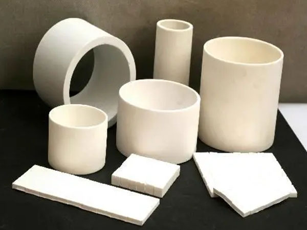 Quali sono le classificazioni dei materiali ceramici ad alta temperatura